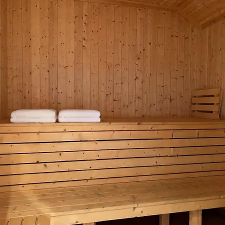 Secluded And Peaceful In With Sauna